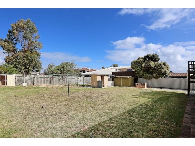 1 Diana Place, Madora Bay WA 6210