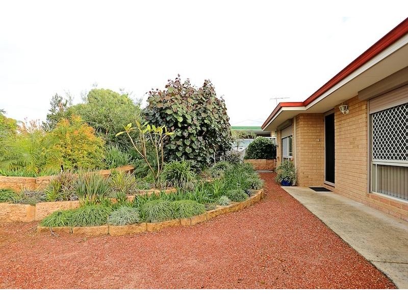 2 Olympus Rise, Greenfields WA 6210