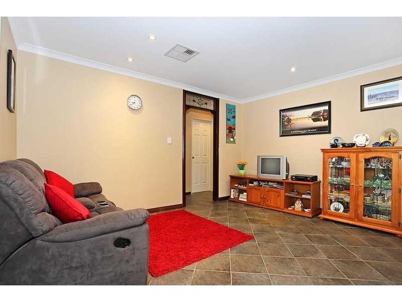 2 Olympus Rise, Greenfields WA 6210
