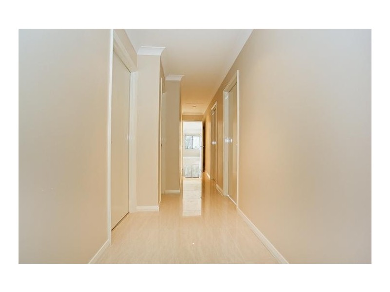 127 Darwin Terrace, Dudley Park WA 6210