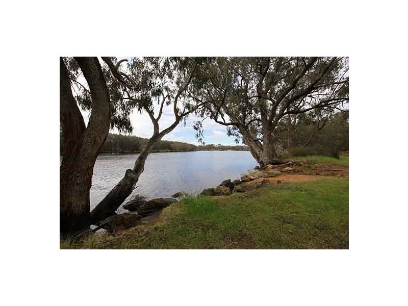 Lot 8,  Songlark Ramble, Coodanup WA 6210