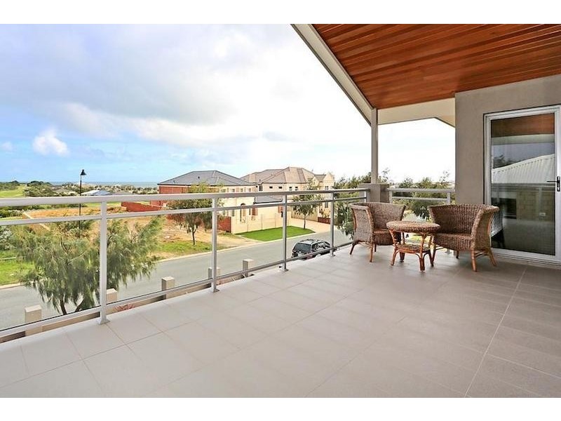 16 Southport Boulevard, Dawesville WA 6211