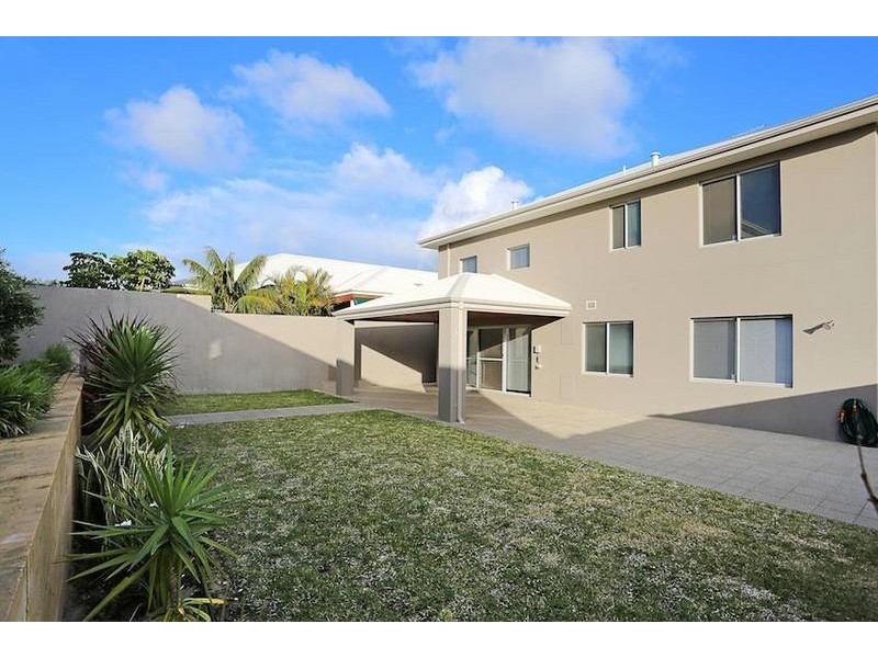 16 Southport Boulevard, Dawesville WA 6211