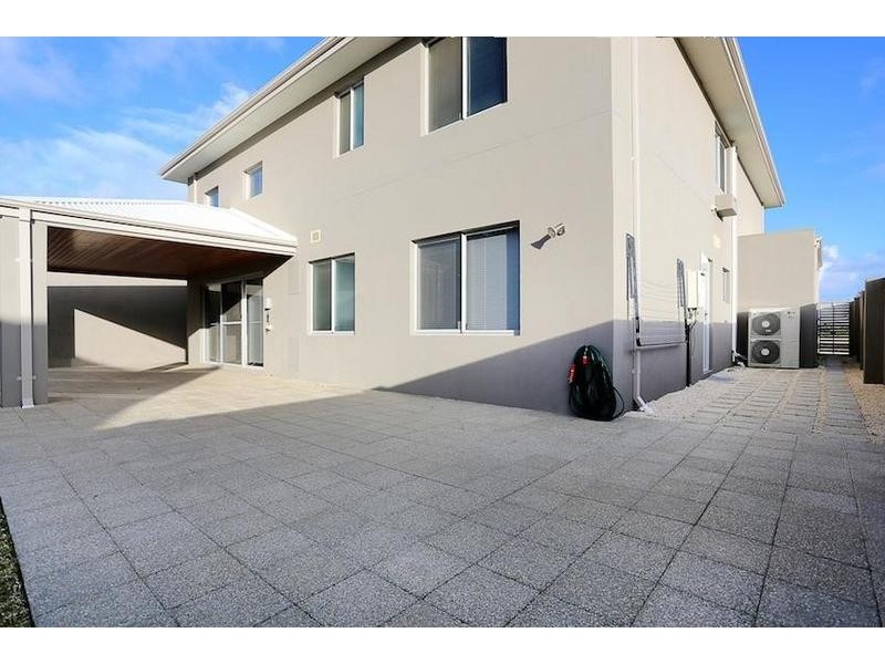 16 Southport Boulevard, Dawesville WA 6211