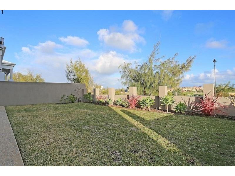 16 Southport Boulevard, Dawesville WA 6211