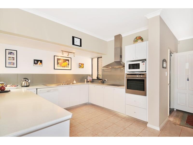48 Waterside Drive, Dudley Park WA 6210
