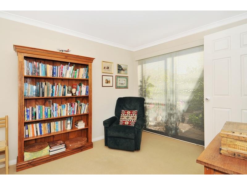 48 Waterside Drive, Dudley Park WA 6210