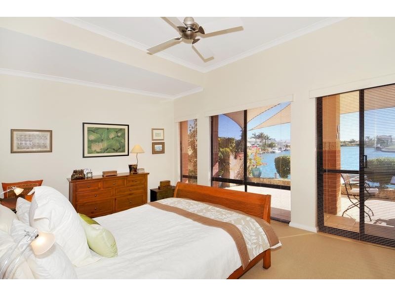 48 Waterside Drive, Dudley Park WA 6210