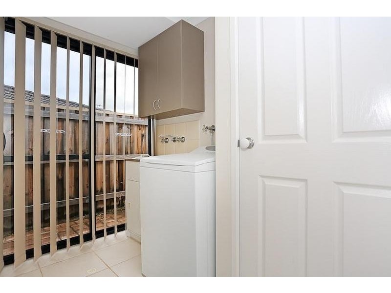 14 Lutea Road, Halls Head WA 6210