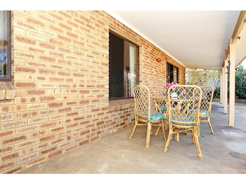 4 Talia Place, Dudley Park WA 6210