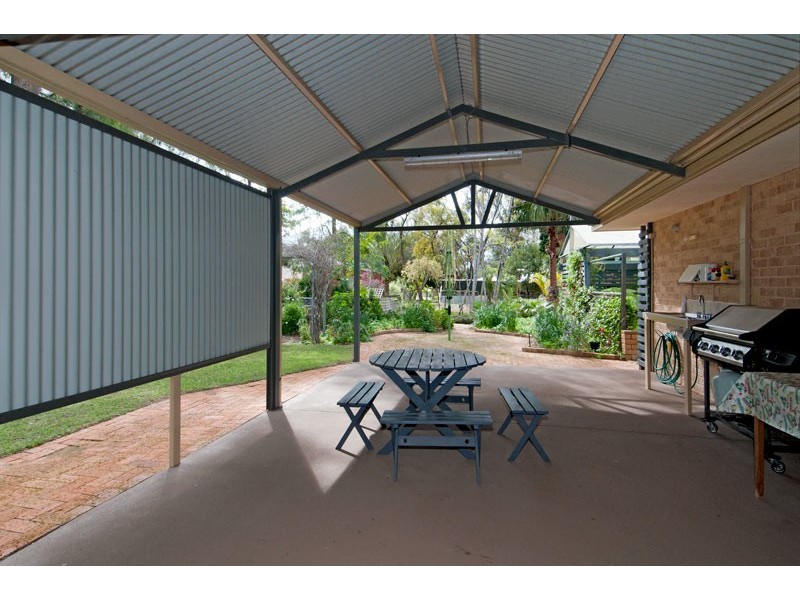 5 Bardoc Way, Greenfields WA 6210