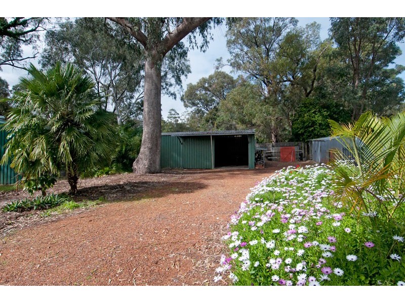 5 Bardoc Way, Greenfields WA 6210