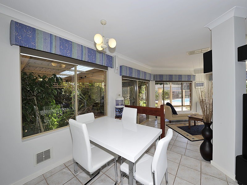 7 Haven Court, Silver Sands WA 6210