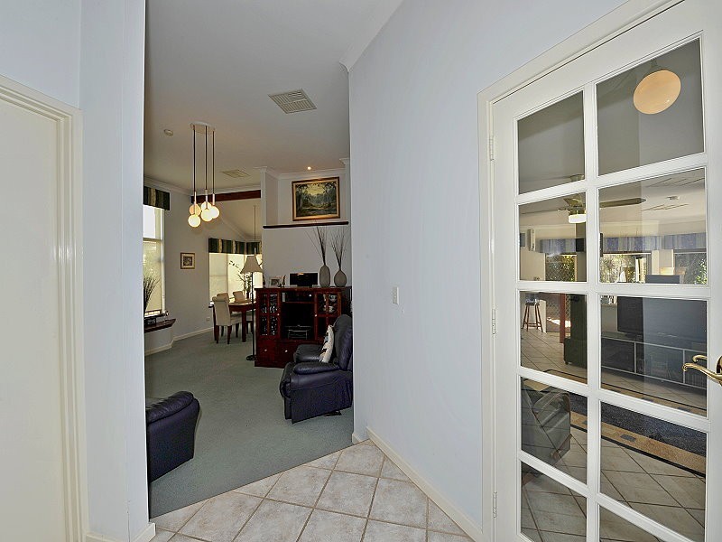 7 Haven Court, Silver Sands WA 6210