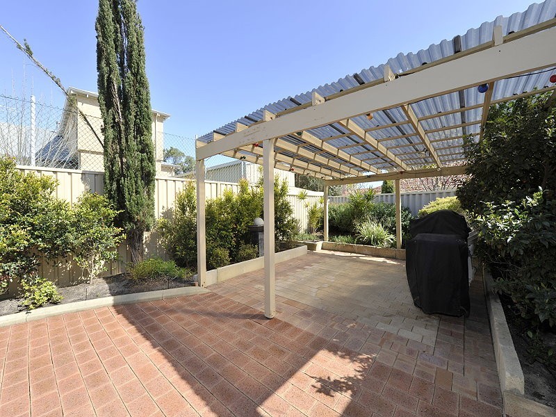 7 Haven Court, Silver Sands WA 6210