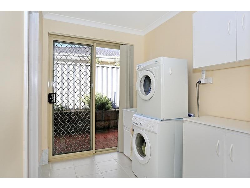 11 Fanning Way, Singleton WA 6175