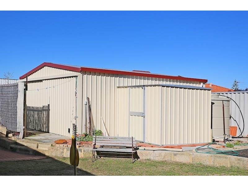 11 Fanning Way, Singleton WA 6175