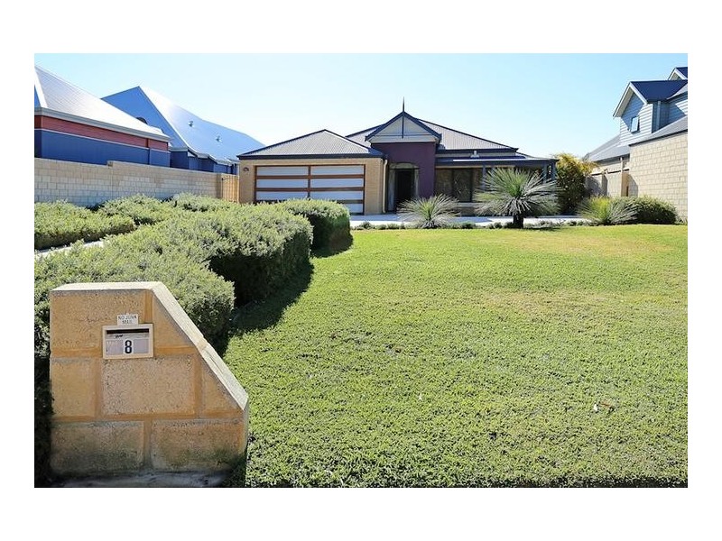 8 Leisure Way, Halls Head WA 6210