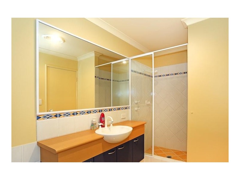 8 Leisure Way, Halls Head WA 6210