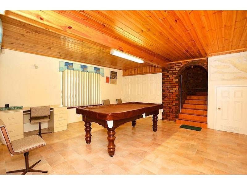 8 Sussex Place, Halls Head WA 6210