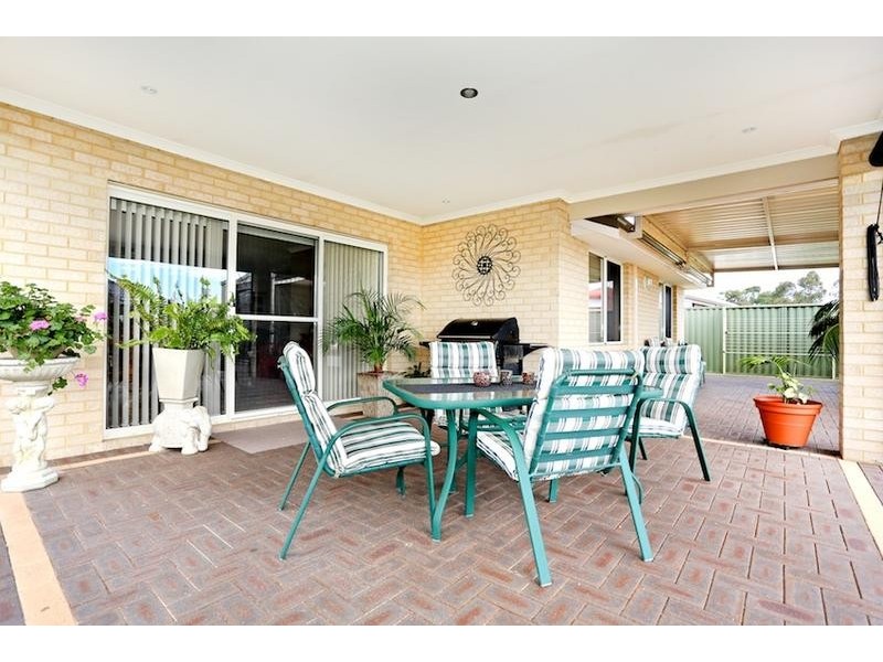 5 Bibbulmun Meander, Ravenswood WA 6208