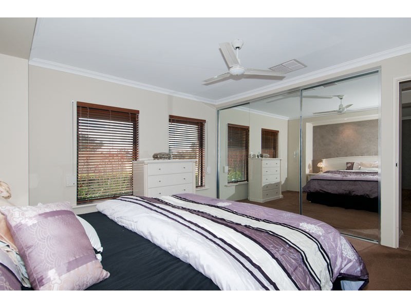 12 Campion Fairway, Lakelands WA 6180