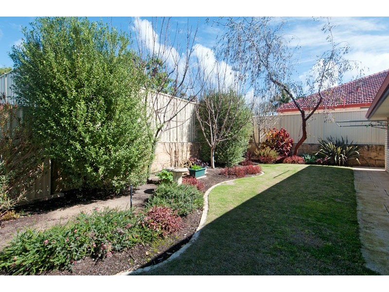 12 Campion Fairway, Lakelands WA 6180