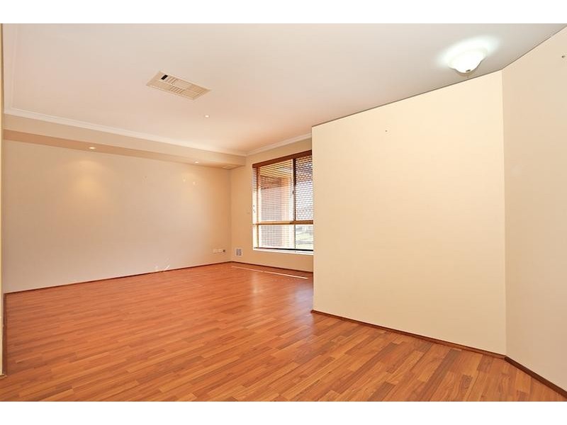 26 Waterville Retreat, Meadow Springs WA 6210