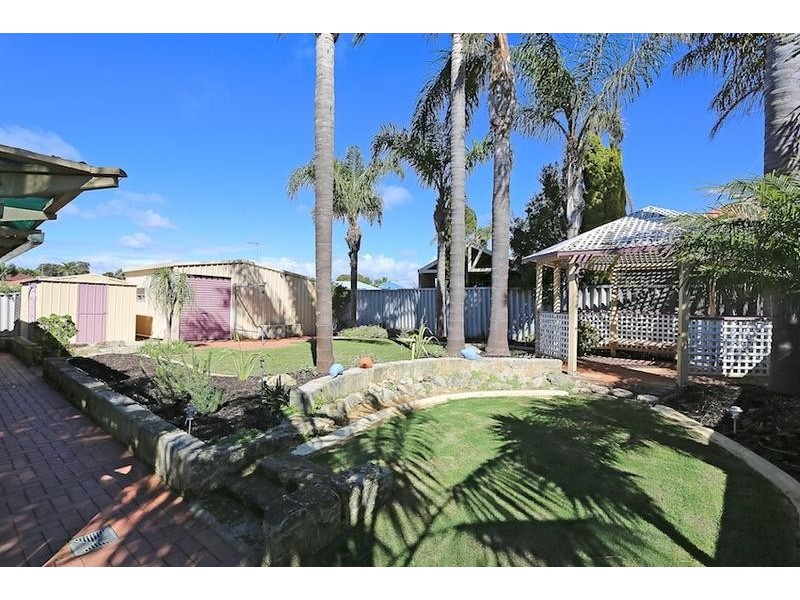 26 Waterville Retreat, Meadow Springs WA 6210