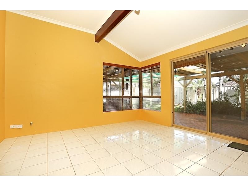 26 Waterville Retreat, Meadow Springs WA 6210