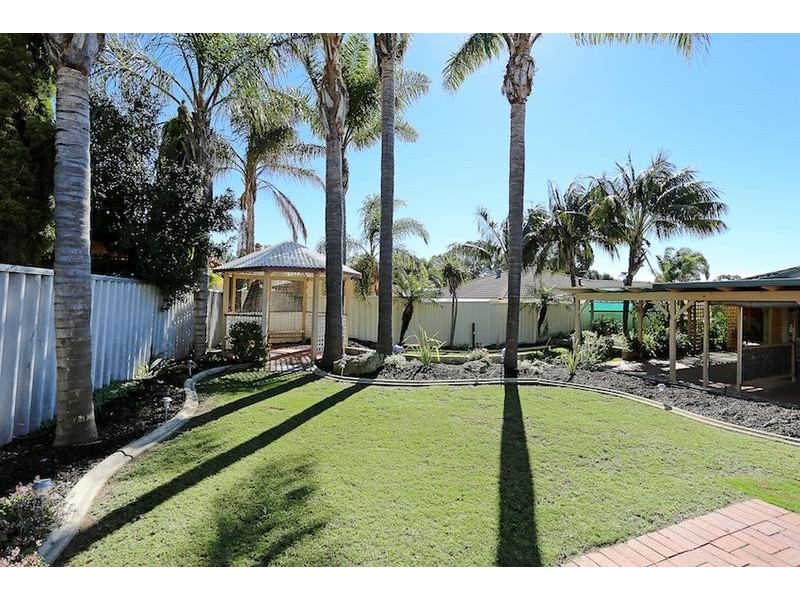 26 Waterville Retreat, Meadow Springs WA 6210