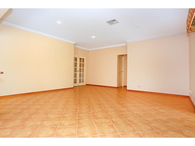 33 Cervantes Drive, Erskine WA 6210