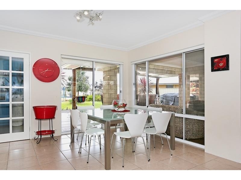 5 Virginia Turn, Madora Bay WA 6210