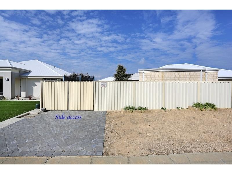 5 Virginia Turn, Madora Bay WA 6210