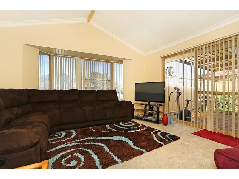 3A Windermere Way, Greenfields WA 6210