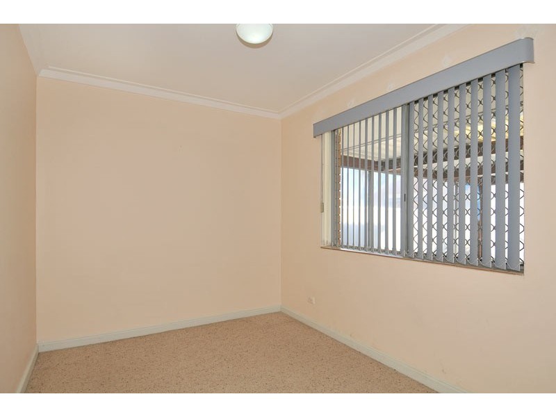 12 Wyeree Road, Mandurah WA 6210