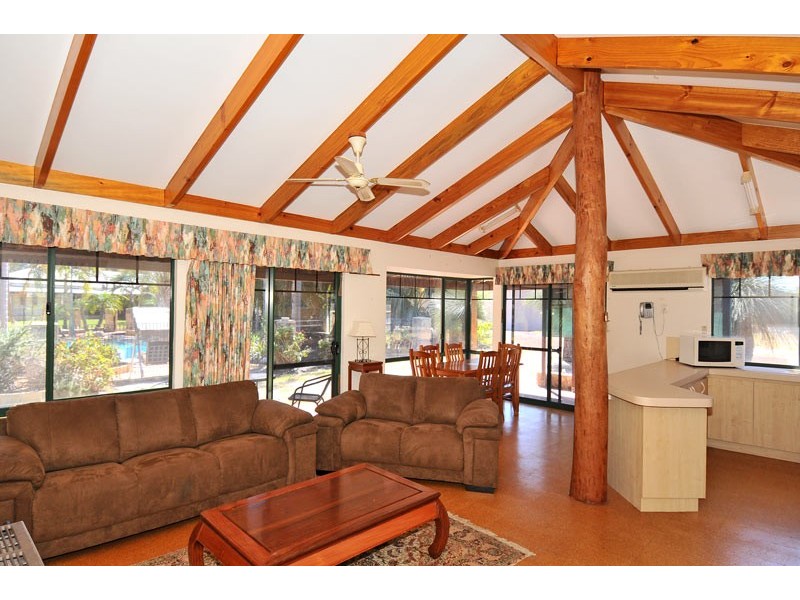 31 Honeytree Place, Falcon WA 6210