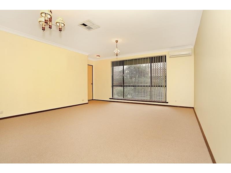 2/35 Creery Street, Dudley Park WA 6210