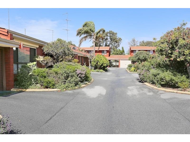 2/35 Creery Street, Dudley Park WA 6210