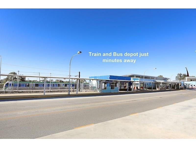 2/35 Creery Street, Dudley Park WA 6210