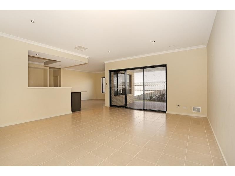 59 Karon Vista, Halls Head WA 6210