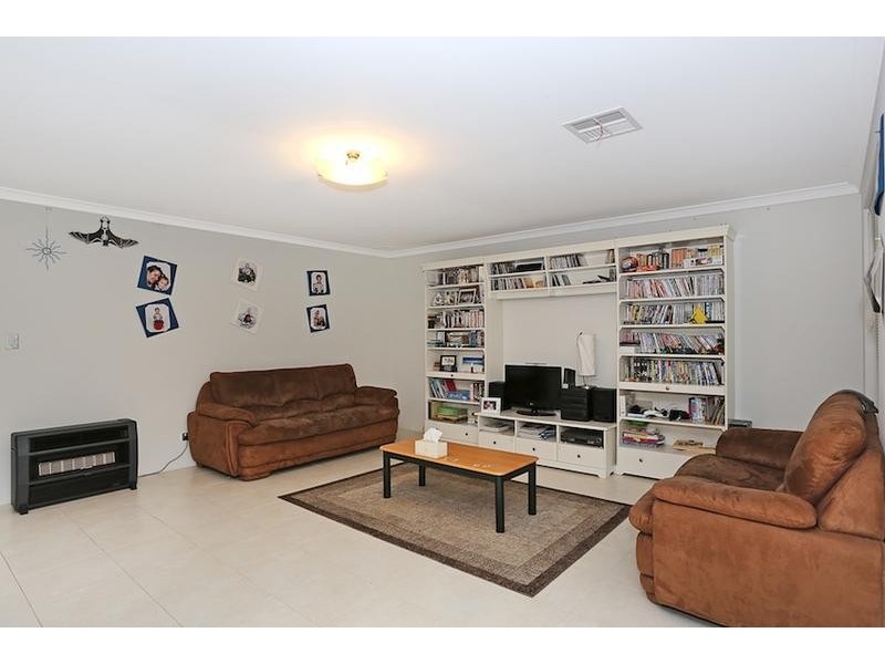 21 Karon Vista, Halls Head WA 6210