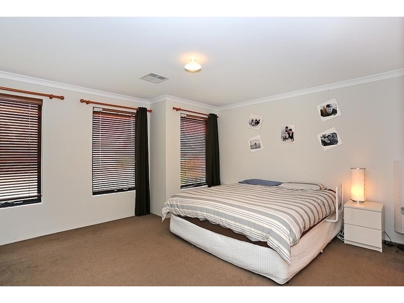 21 Karon Vista, Halls Head WA 6210