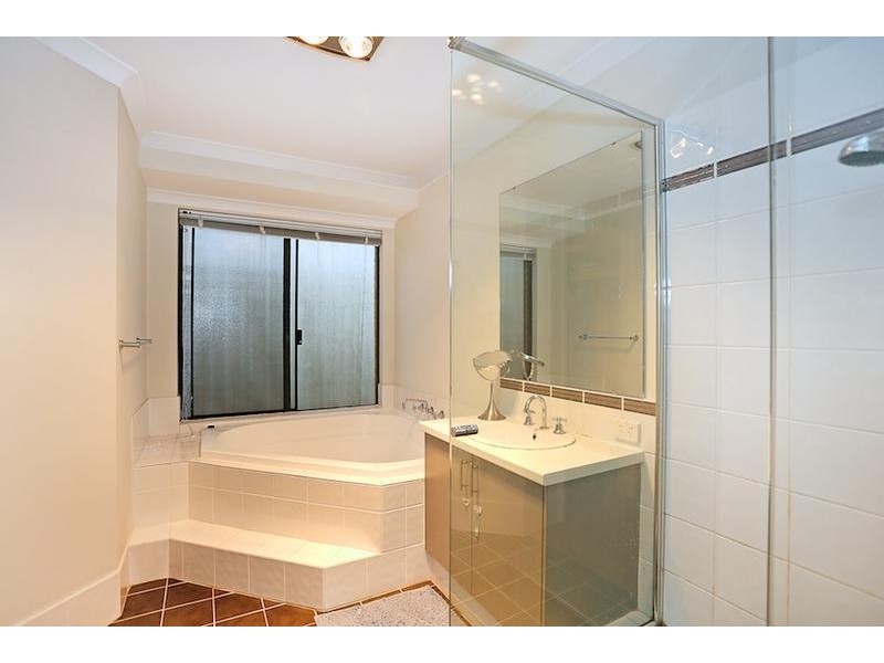 21 Karon Vista, Halls Head WA 6210