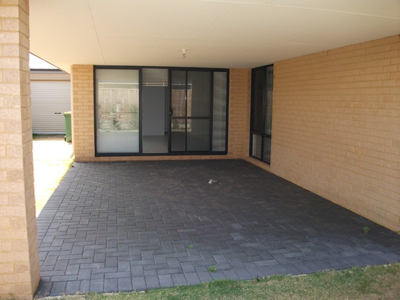 21 Karon Vista, Halls Head WA 6210