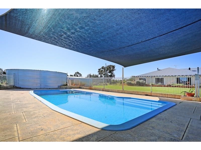 507 Dunkerton Rd, Barragup WA 6209
