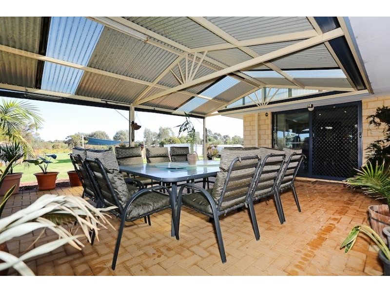 507 Dunkerton Rd, Barragup WA 6209