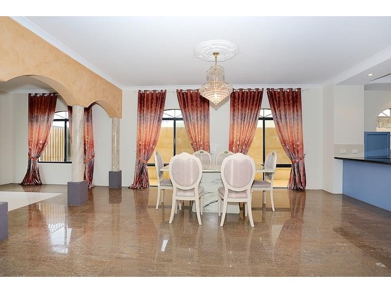 19 Voyager Close, Wannanup WA 6210