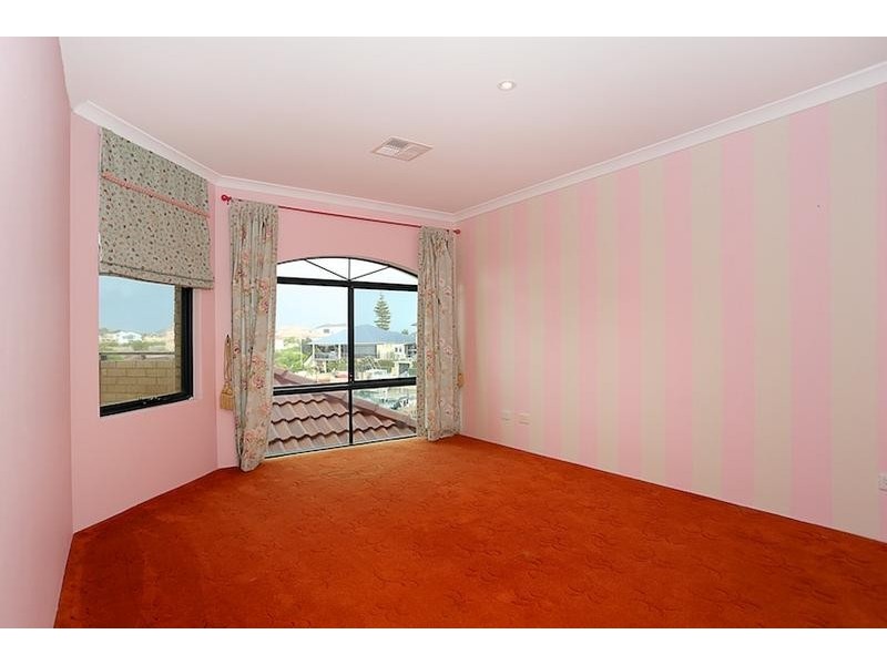 19 Voyager Close, Wannanup WA 6210