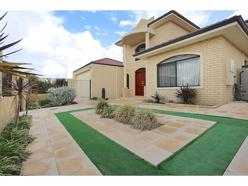 19 Voyager Close, Wannanup WA 6210